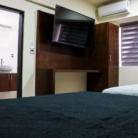 Hotel Mision 11 Тихуана Экстерьер фото