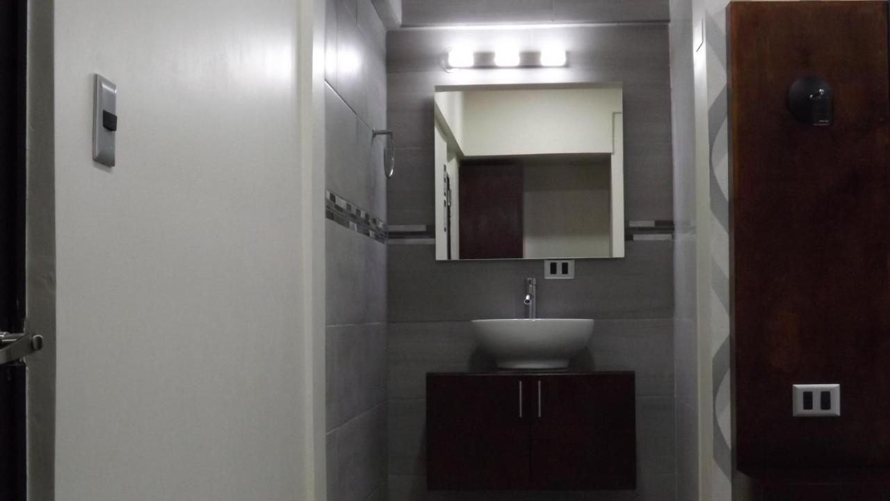 Hotel Mision 11 Тихуана Экстерьер фото