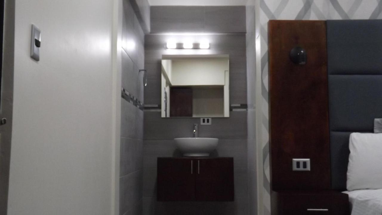 Hotel Mision 11 Тихуана Экстерьер фото